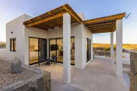 4-Villa Estate: Steps to Beach ~ 3Mi Flora Farms ~ 180° Ocean Views ~ Pool