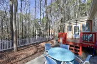 Family friendly close to OC, pool access
