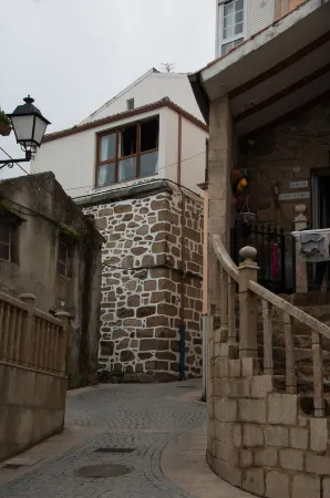 Singular stone house with sea views