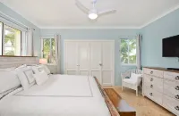 Playa Turquesa D-301 Premier Beachfront Ocean View 100mbps Wifi