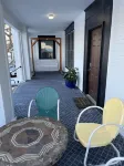 Beautiful remodeled historic Drake Univ home minutes from downtown and all metro