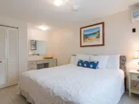 Clairfont, Jobson's Cove / Warwick Long Bay/ Horseshoe Beach -  APARTMENT 4 Hotels in Warwick