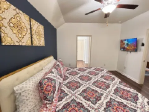 2 king beds Luxury Blue themed Cozy retreat Hoteles en 