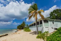 Beachfront Home with Screened-In Porch - Near Downtown - Auto On Generator Hotels in Northwest