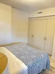 Modern private One bedroom apartment Calgary Downtown #502