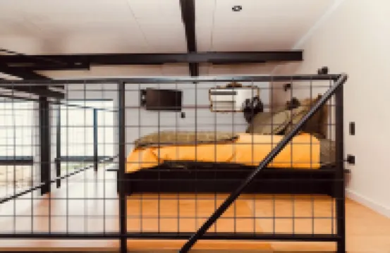 Coastal Calm | Luxe Stay with Views, Bath & Fire. 酒店