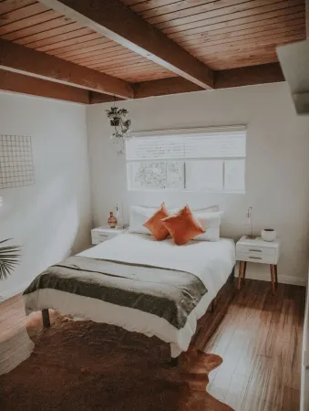 Heavenly Escape By The Sea Отели рядом с достопримечательностью «Эмма Вуд Стейт Бич»