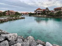 Private House, Pool, Roof Lounge, Cenote & on the 1st hole of the Golf Course