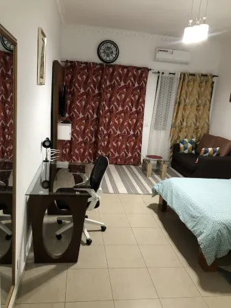 RAYLEY RESIDENCE FURNITURE MARCORY Av tsf Отели рядом с Аэропорт Феликс Уфуэ-Буаньи