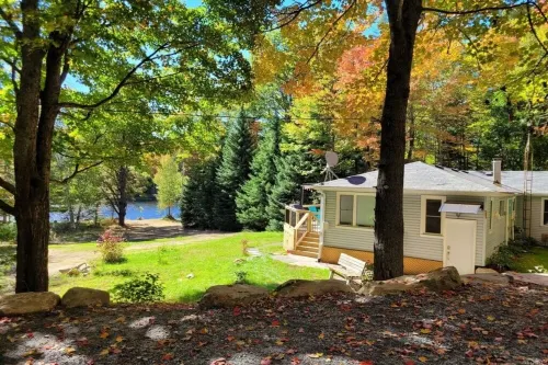 Cozy Muskoka cottage