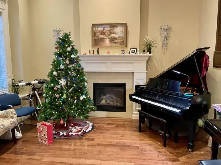 Cantrell House Отели рядом с достопримечательностью «Sunwing»