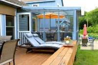 Heated Pool, Private Beach, Gorgeous Views, Pet,10% discount for 7 days or more