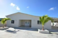 Directly on the Beach - Beachfront - Facing beach swimming pool - 5 bdrm