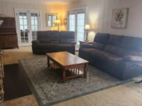 Historic1939 home in Quincy 5 beds, 2.5 baths 플러머스 카운티 호텔