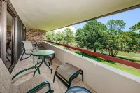 Beautiful condo on Copperhead. Beaches nearby!