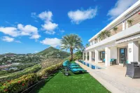 Stunning Villa Movina with Gym, Two Pools, and Breathtaking Views of St. Barts