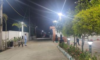 Hotel Mandakini Shri Sadhna