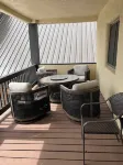 Iron Rail Inn