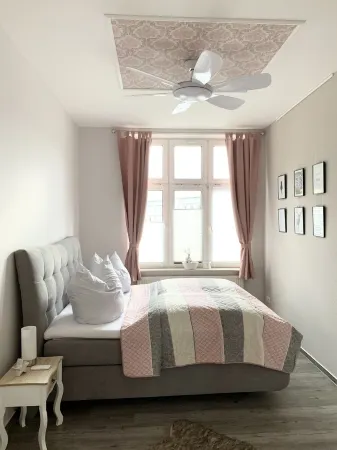 Premium city apartment * underground parking, Netflix, Prime * Отели в г. Котбус