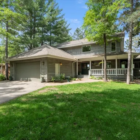 Crosslake House on Whitefish Chain w/3 King Beds, Dock, LilyPad, Sup