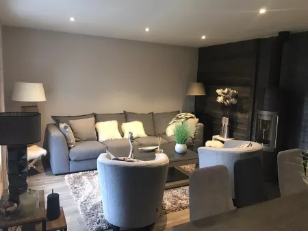 APARTMENT VILLAGE CENTER MEGEVE Отели в г. Межев