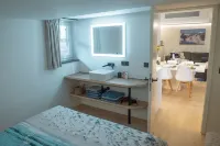 New apartment with garden, terrace, free parking in Duinbergen by the sea Hotel a 