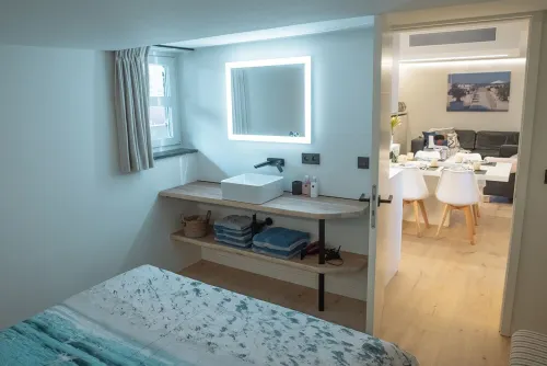 New apartment with garden, terrace, free parking in Duinbergen by the sea