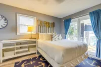 Discover Lakeside Bliss at Jackson Lake! - parking