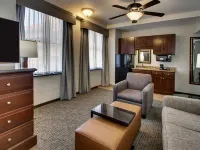 Drury Plaza Hotel San Antonio Riverwalk Отели рядом с достопримечательностью «Центр города - Набережная»