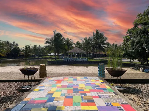 Avery Coconut Island Waterpark Beach Resort Carita - sul mare