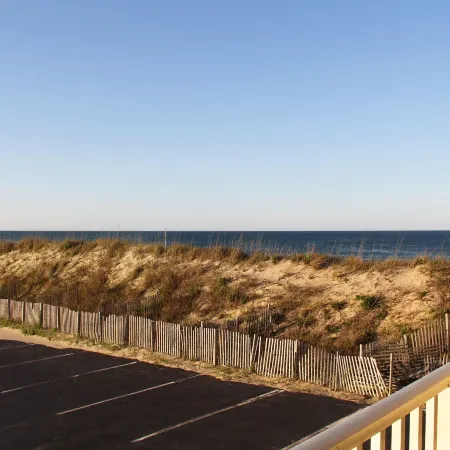 Surf Side Hotel