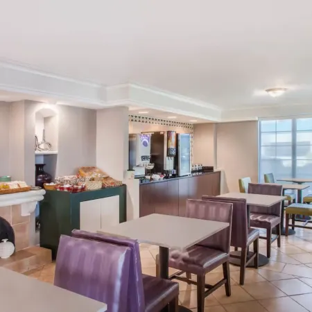 Baymont by Wyndham Fort Myers Central