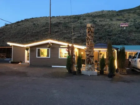 Sunset Motel Отели в г. Кэш Крик