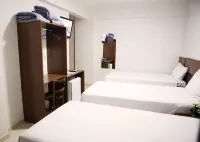 Hotel Galeria فنادق في جلیس