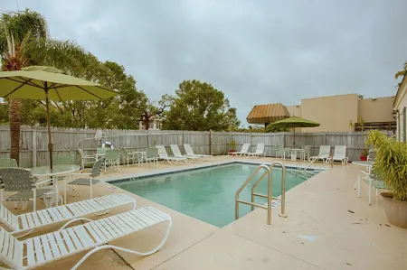 Island Breeze Inn - Venice