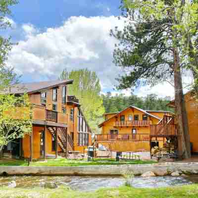 Murphy's River Lodge Hotel Exterior