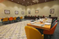Hotel CP Palace - พร้อมอาหารเช้า