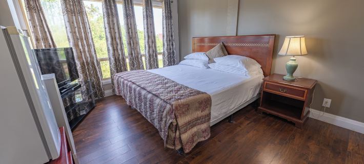 Sauble Beach Lodge Hotels in Bruce County