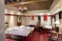 Hotel et Spa le Lion d'Or Hotels in Saint-Martin-aux-Chartrains