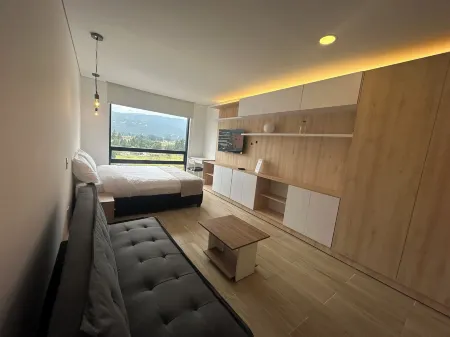 Apto con Jacuzzi Privado y vista verde Отели в г. Чия