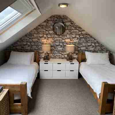 Netherraw Rooms