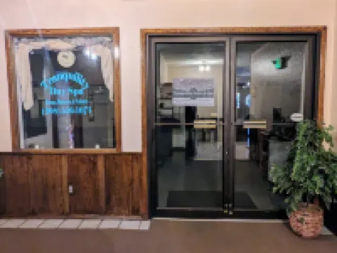 The Brooks Hotel Restaurant and Lounge Hotels in Wallace