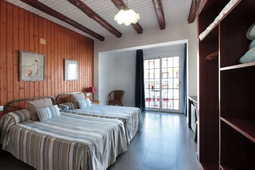 Hotel Marblau Tossa - 2 stjerner