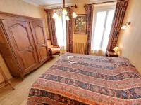 Logis Hostellerie Saint Martin Hôtels à : Creully