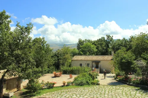 Agriturismo Case Catalano Hotels in Manoppello