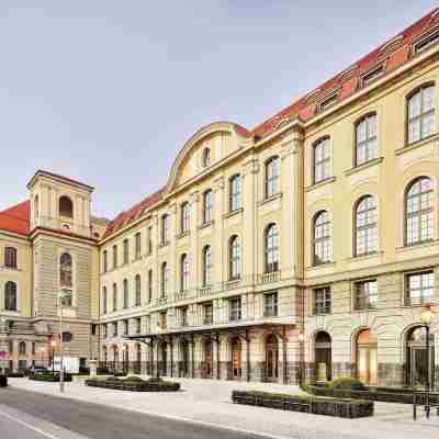 Telegraphenamt Hotel Exterior