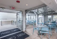 Stones Throw Hotels in Cape Neddick