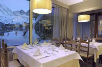 Hotel Kandahar - 4-Star