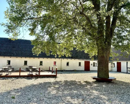 Svaleholm Gard Roskilde Hotels in Roskilde