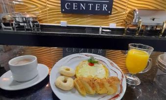 Hotel Business Center